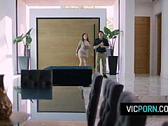 Lucky Guy Pounds Bully's BBW Stepmom Natasha Nice Hard!