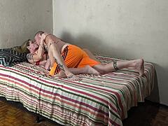 madrasta teaching stepson to fuck her wet pussy bareback 😏🍑💦